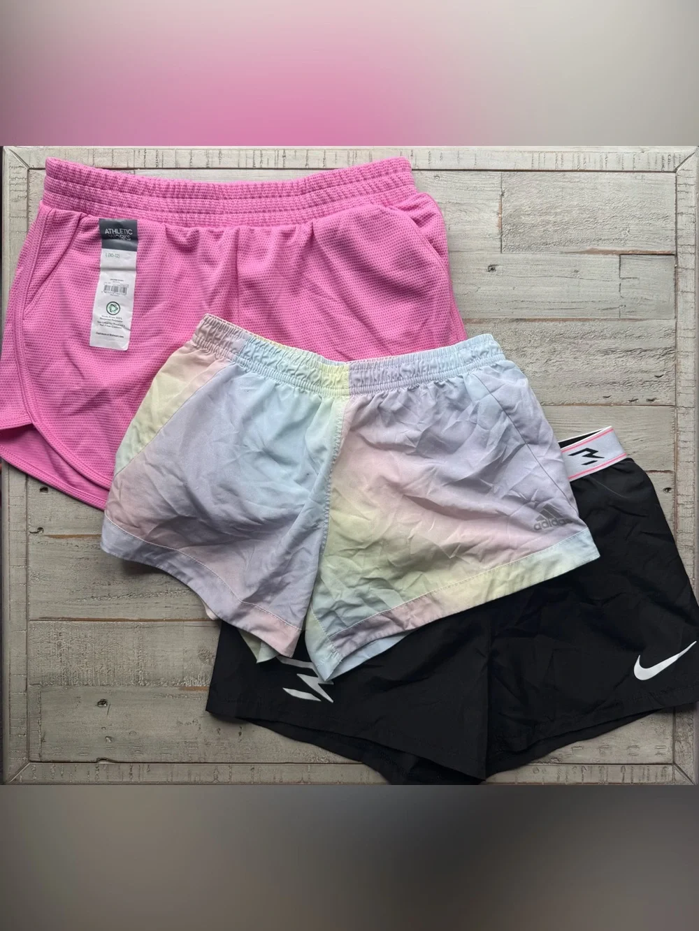 Girls size medium / 10-12 years lot of SS tops & shorts 17pc + extras
